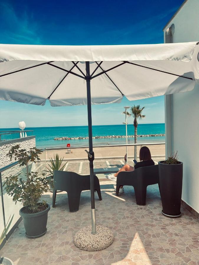 Carfagnini Rooms تيرمولي المظهر الخارجي الصورة
